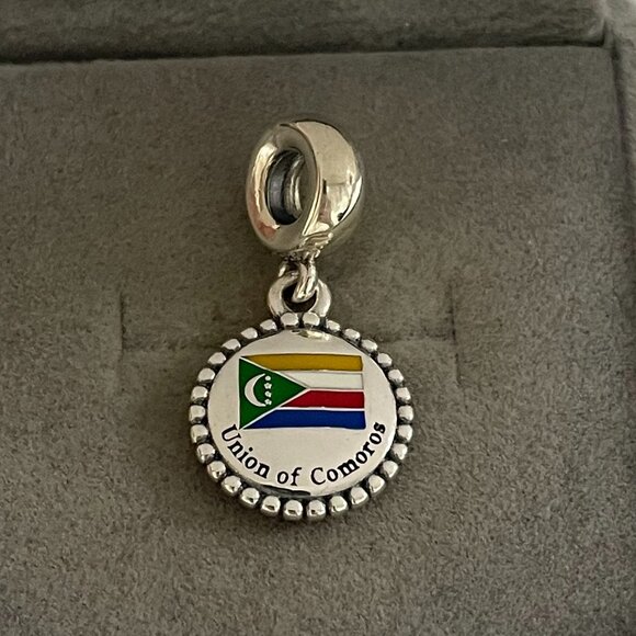 Pandora Union of Comoros Flag Heart Charm - Picture 1 of 4